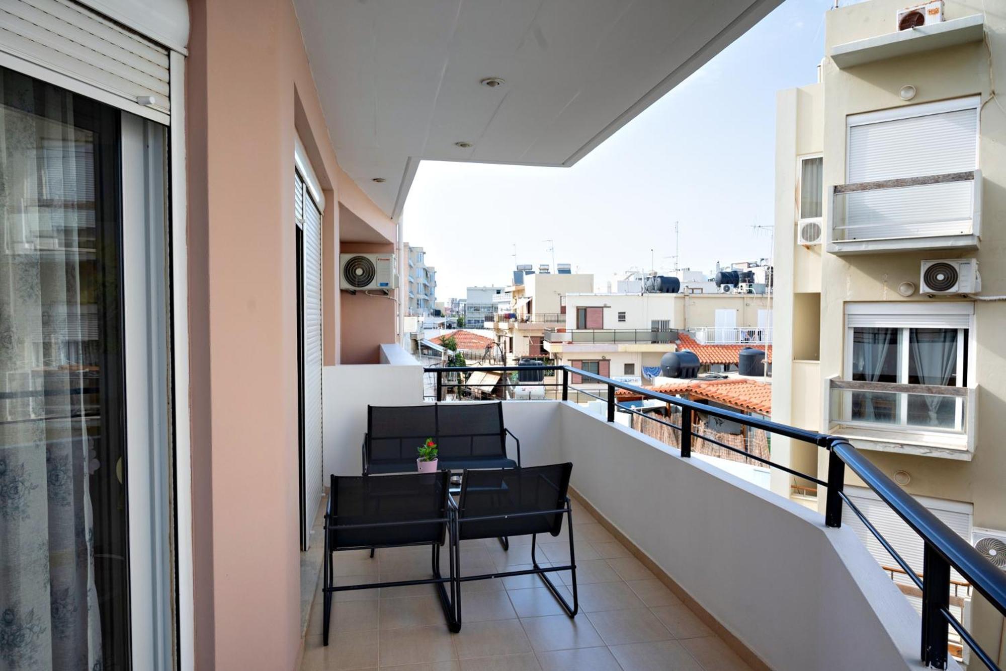 Xperience Central Apartments Iraklion Buitenkant foto